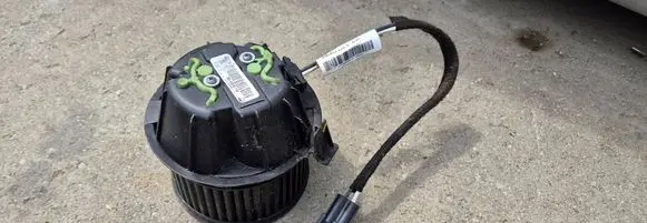 Dacia Duster Heater fan/blower 240759865R N106415P