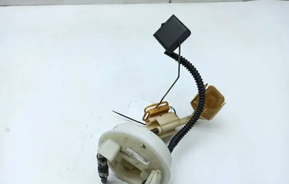 Mercedes-Benz C W203 Fuel level sensor A2114701641