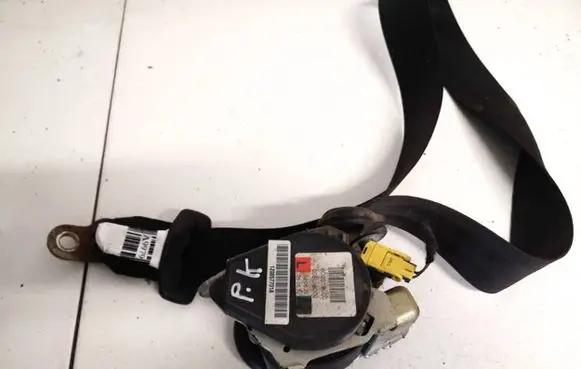Skoda Octavia Mk2 (1Z) Front seatbelt 1z0857701a