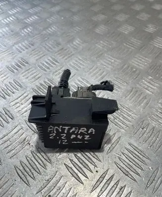 Opel Antara Glow plug pre-heat relay 0522122601