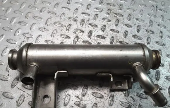 Opel Zafira B EGR valve cooler 55202430