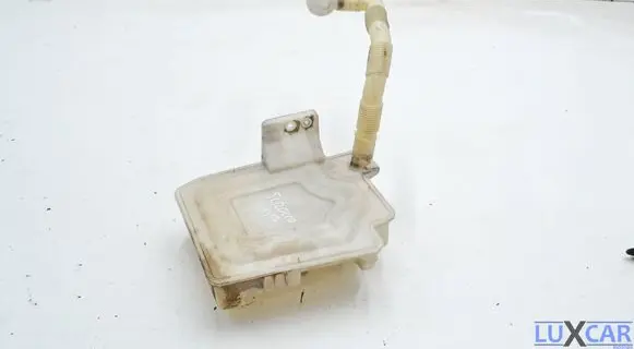 Volkswagen Scirocco Windshield washer fluid reservoir/tank 1K0955453Q