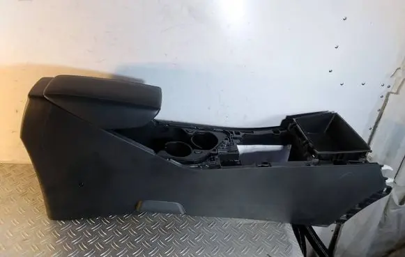 KIA Niro Center console 84680AT900