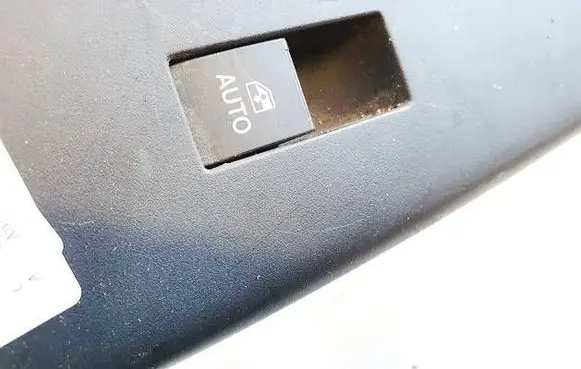 Opel Antara Electric window control switch 202007457