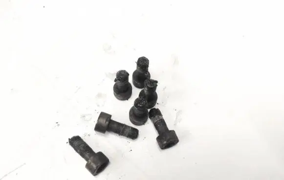 Renault Kadjar Nuts/bolts 