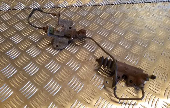 Toyota Corolla Verso E121 Clutch slave cylinder 
