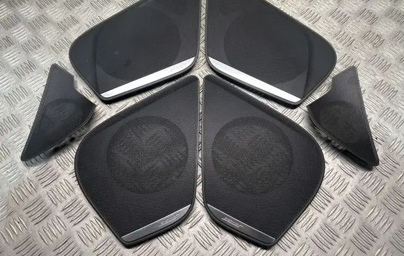 Front door speaker cover trim