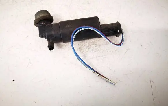 Toyota Avensis T250 Windscreen/windshield washer pump