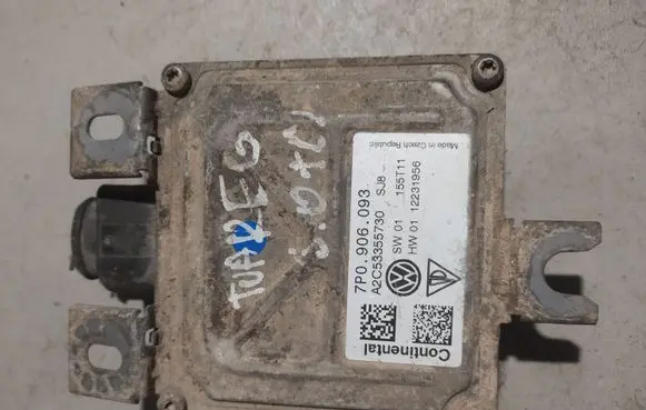 Volkswagen Touareg II Fuel injection pump control unit/module 7P0906093 12231956
