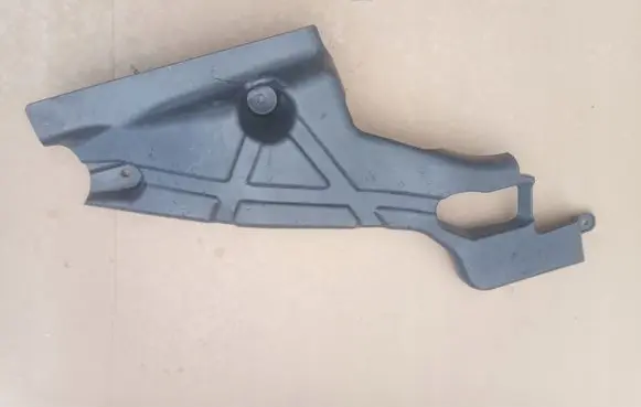 Ford Mondeo MK V Center/middle under tray cover DG931178B