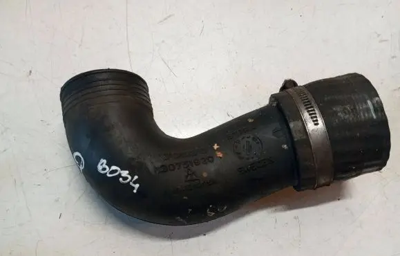 Volvo XC60 Intercooler hose/pipe 30751920