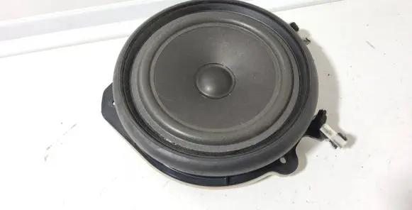 Audi A4 S4 B6 8E 8H Front door speaker 8E0035411