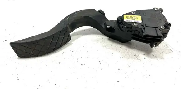 Audi A4 S4 B7 8E 8H Accelerator throttle pedal 8E1723523G 8PV00837506