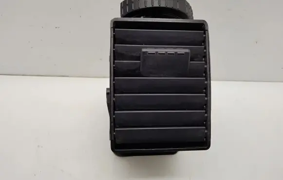Volkswagen Transporter - Caravelle T5 Dash center air vent grill 7H0815706A 2994503810
