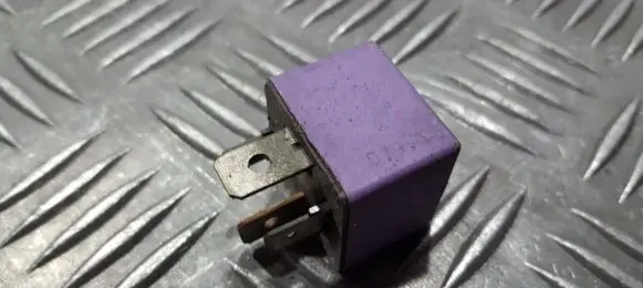 Renault Laguna II Other relay 03525