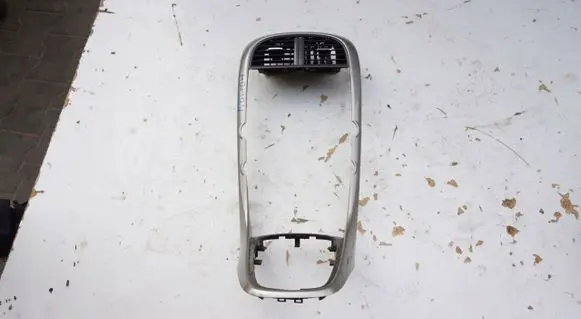 Chevrolet Captiva Dashboard glove box trim 