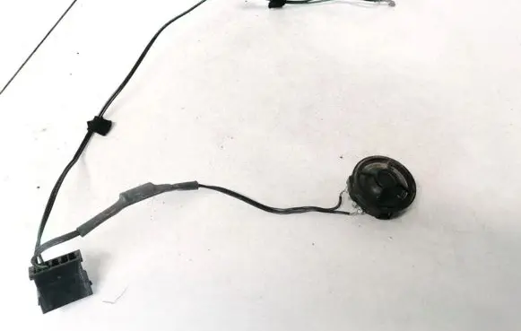 Audi A3 S3 8L Front door speaker 8L0035399