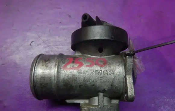 Mercedes-Benz Vaneo W414 EGR valve A6680900454