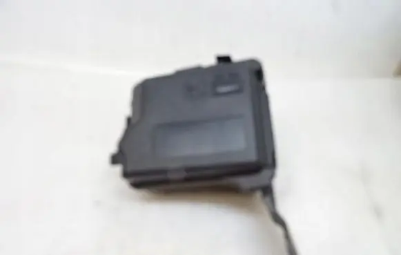 Citroen C4 Cactus Fuse box cover 9671941780