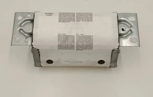 Passenger airbag