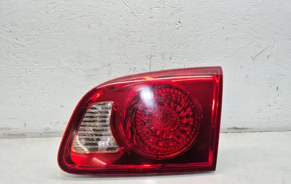 Hyundai Santa Fe Tailgate rear/tail lights 924062B0