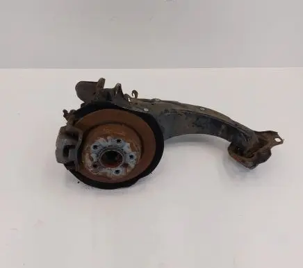 Rear wheel hub spindle/knuckle