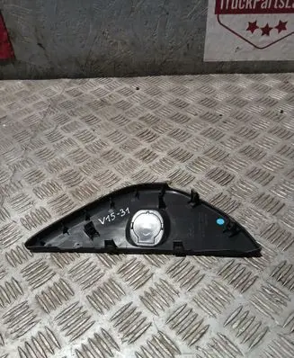 Volvo XC60 Dashboard side end trim 30755646 V1531