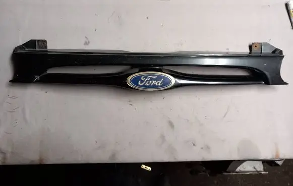 Ford Mondeo MK I Front grill 93BG8A133AEW