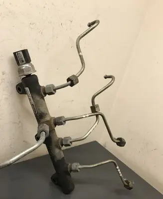 KIA Carnival Fuel main line pipe