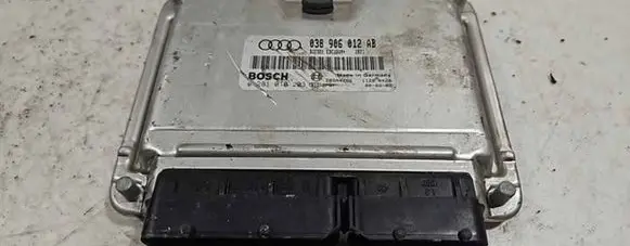 Audi A6 S6 C5 4B Engine control unit/module 038906012AB 28SA4266 0281010203