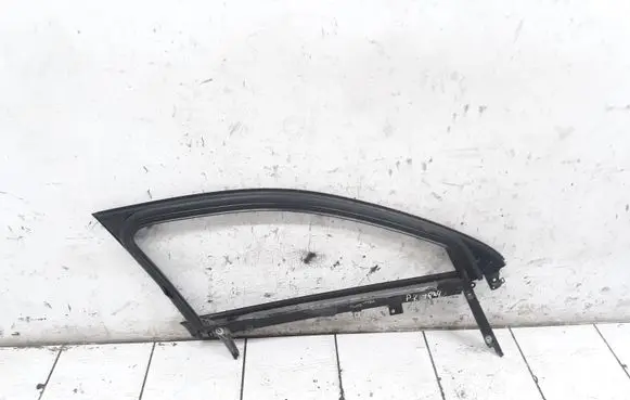 Audi A4 S4 B6 8E 8H Front door window/glass frame 8E0837629