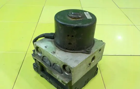 BMW Z3 E36 ABS Pump 5WK8428