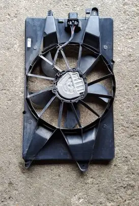 Chrysler 200 Radiator cooling fan shroud 68205996AB F00HX3G015