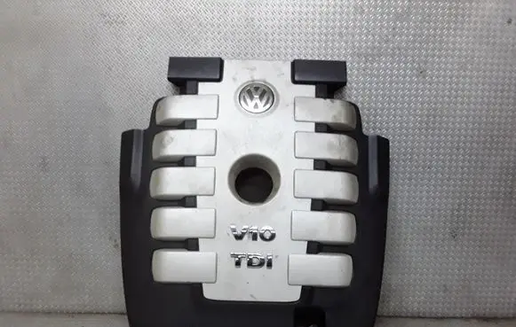 Volkswagen Touareg I Engine cover (trim)