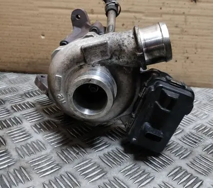 Land Rover Evoque I Turbo TD04L411TK3VG 9676272680 1107080091