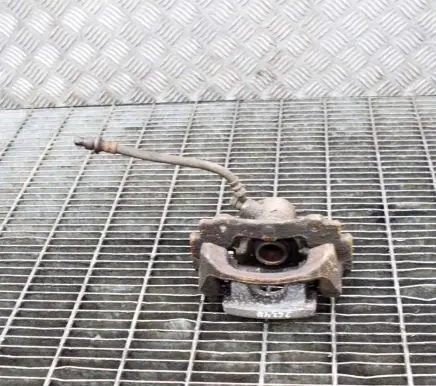 Toyota Verso-S Rear brake caliper