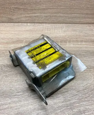 Subaru Forester SF Airbag control unit/module 98221FC200 1523004380