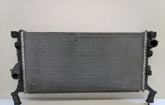Renault Laguna III Coolant radiator L5645008 H9488005