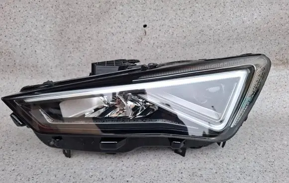 Seat Leon IV Headlight/headlamp 5FB941007J
