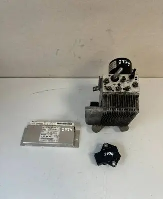Mercedes-Benz CLS C219 ABS Pump A0054318012 0265250097 A2115406445