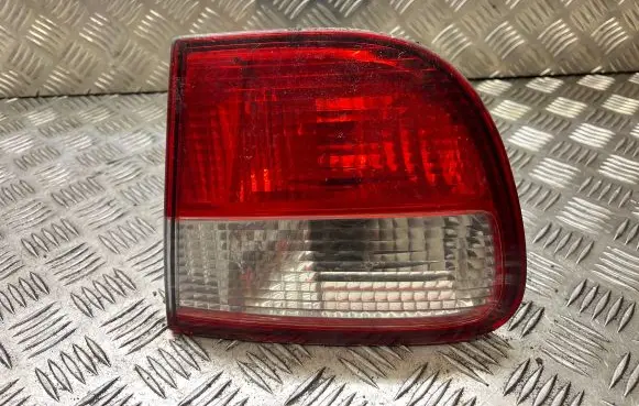Seat Leon (1M) Tailgate rear/tail lights 1M6945092B