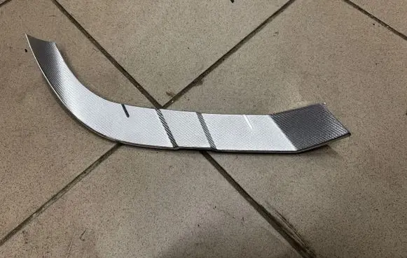 BMW 6 F06 Gran coupe Under headlight/headlamp trim 71162R