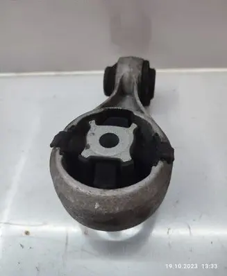 Nissan Qashqai+2 Engine mount bracket 11350JD000