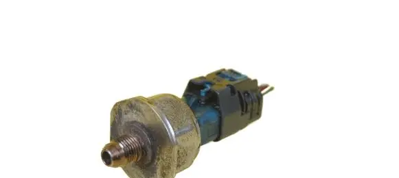 Nissan Pulsar Fuel pressure sensor 8201420996 HRA2 HRA2DDT