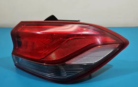 Hyundai i30 Rear/tail lights 92402-G30 IMPRK1532092
