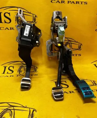 Ford Kuga III Pedal assembly JX617B633RC LX619F836CA JX612D094NF
