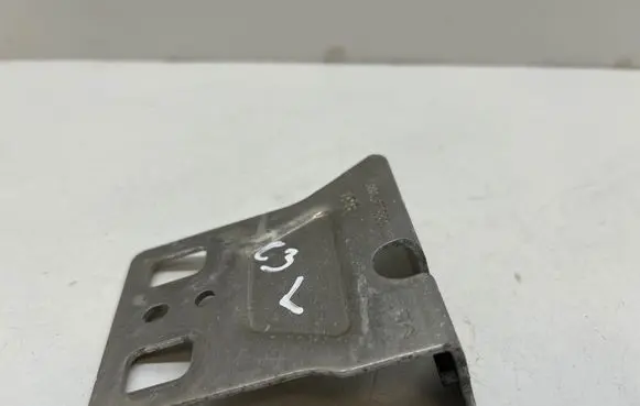 Citroen C3 Front bumper mounting bracket 9804370980 198L