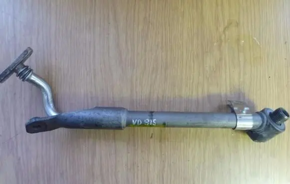 Skoda Superb B6 (3T) Engine coolant pipe/hose 03L145535D VD915