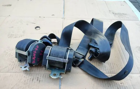 Renault Kangoo II Front seatbelt 