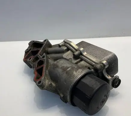 Mercedes-Benz CLS C219 Oil filter mounting bracket A2721800410 2721800410